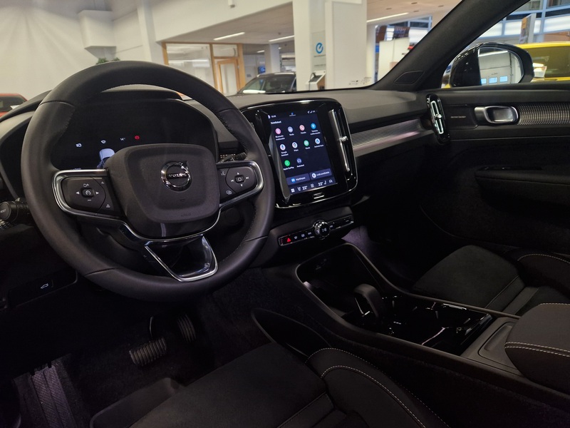 Volvo EC40 vaihtoauto