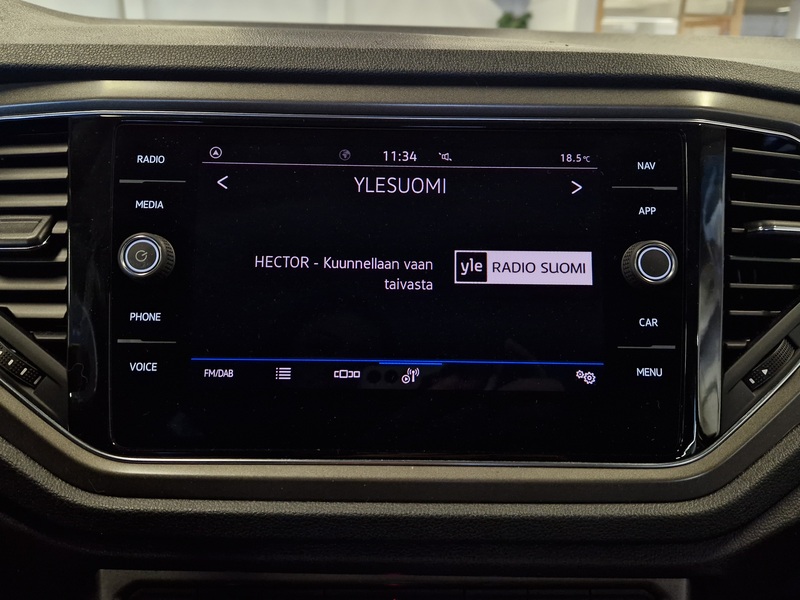 Volkswagen T-Roc vaihtoauto