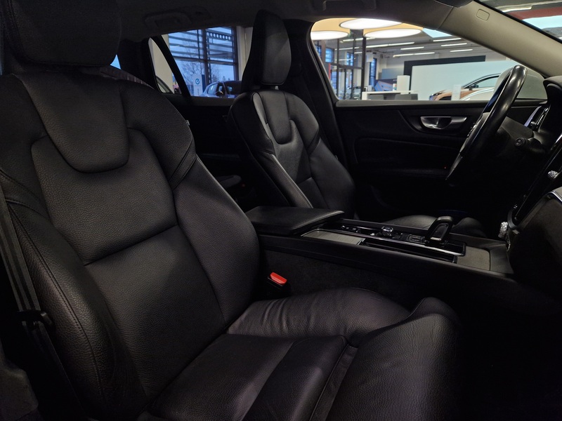 Volvo V60 Cross Country vaihtoauto