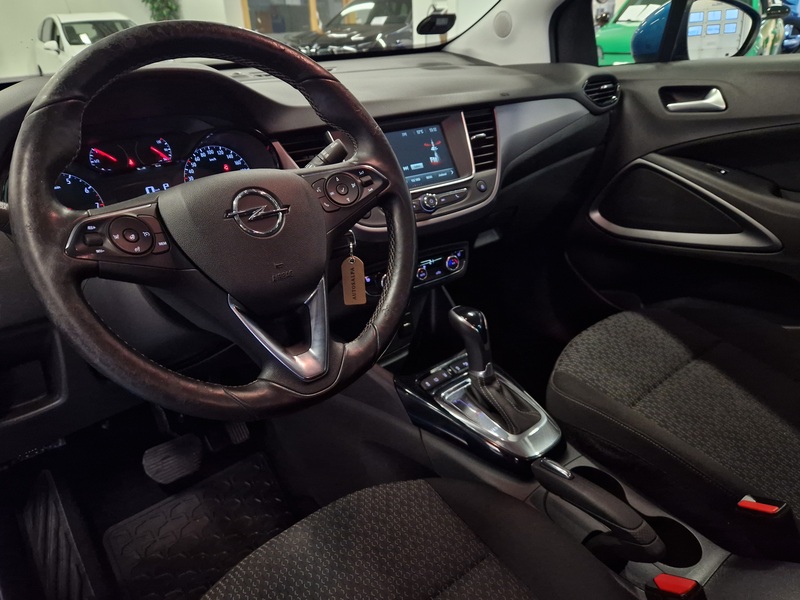 Opel Crossland X vaihtoauto