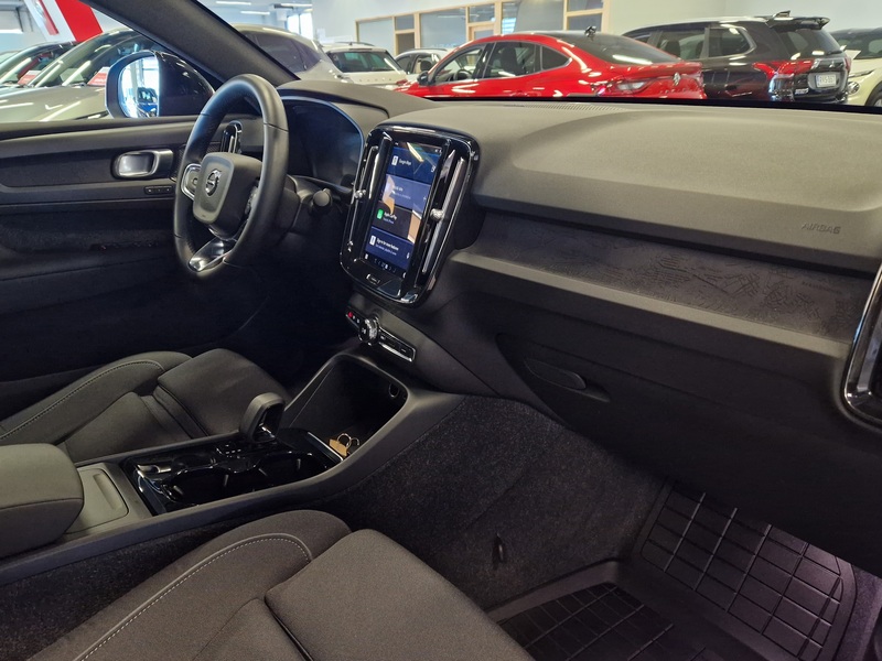 Volvo C40 vaihtoauto