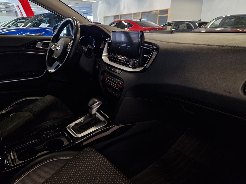 Kia Ceed vaihtoauto