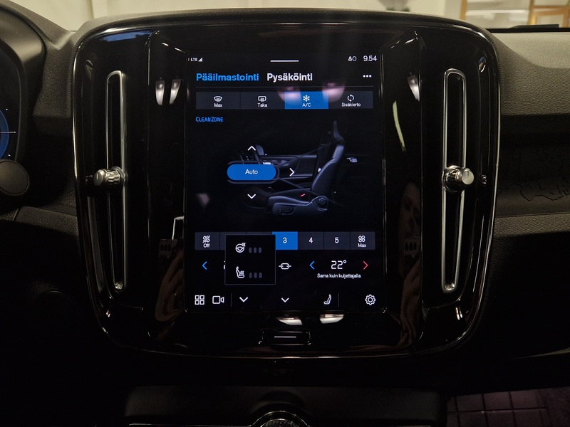 Volvo C40 vaihtoauto