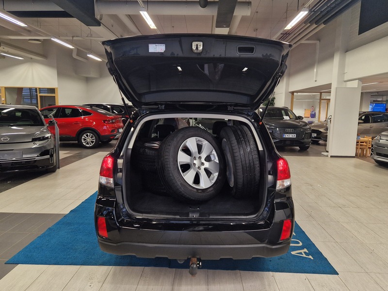 Subaru Outback vaihtoauto