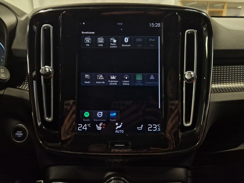 Volvo XC40 vaihtoauto