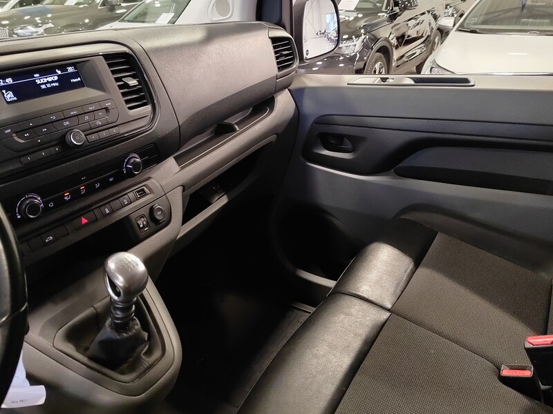 Opel Vivaro vaihtoauto