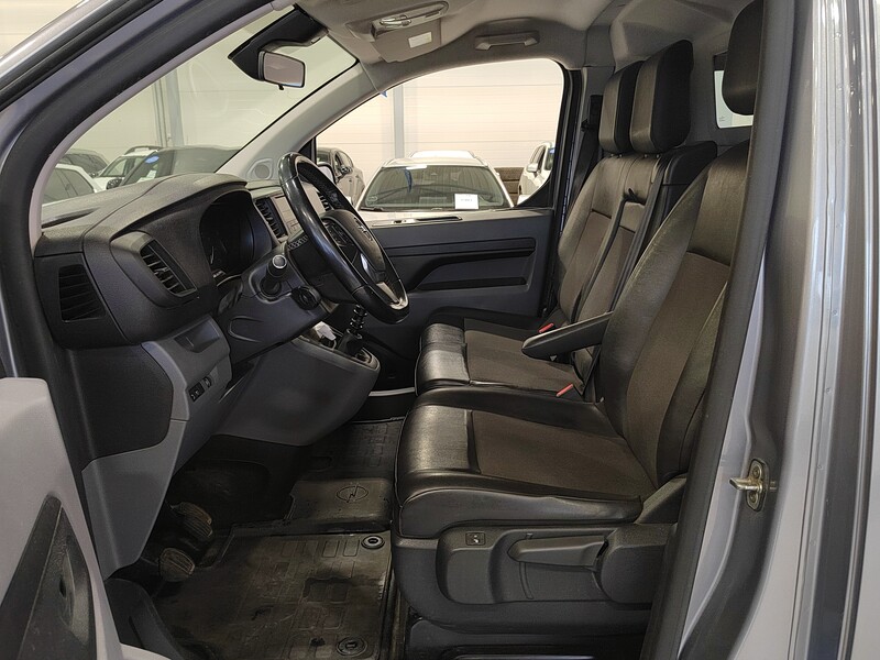 Opel Vivaro vaihtoauto