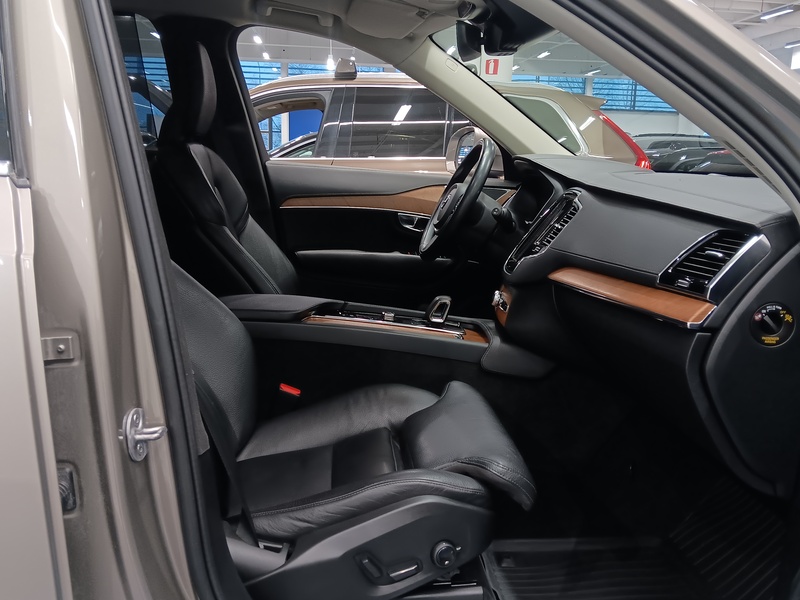 Volvo XC90 vaihtoauto