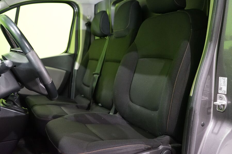 Renault Trafic vaihtoauto