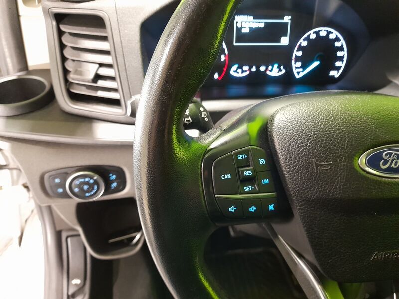 Ford Transit Custom vaihtoauto