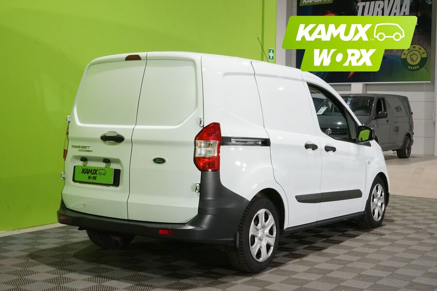 Ford Transit Courier vaihtoauto