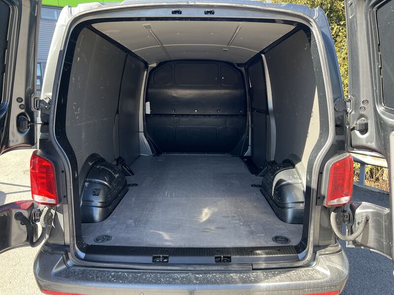 Volkswagen Transporter vaihtoauto