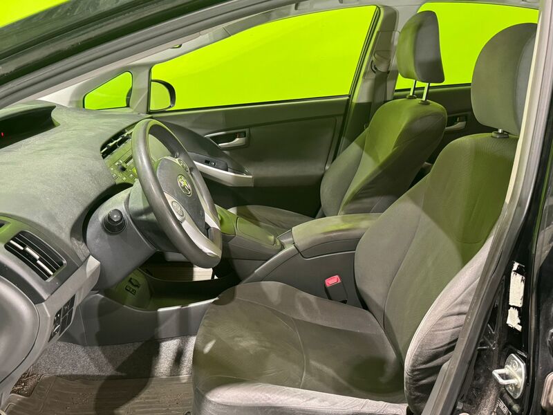 Toyota Prius vaihtoauto