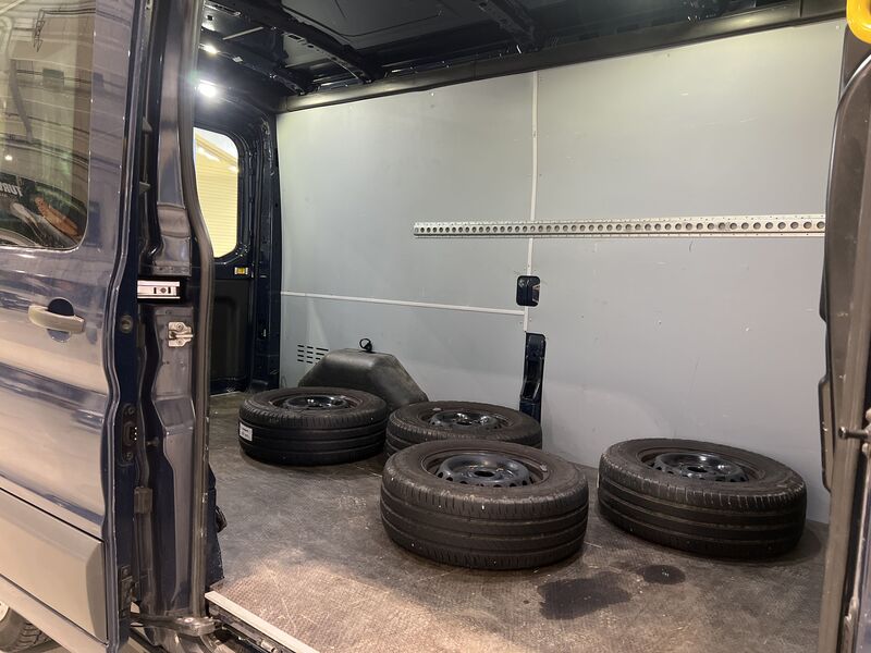 Ford Transit vaihtoauto