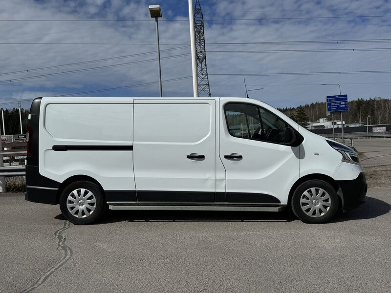 Renault Trafic vaihtoauto
