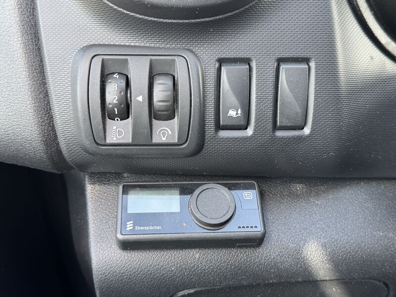 Renault Trafic vaihtoauto