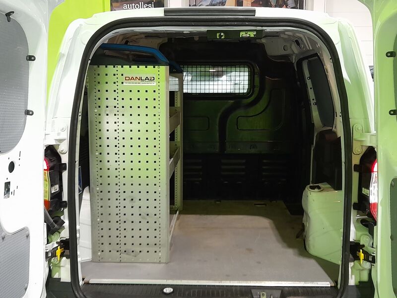 Ford Transit Courier vaihtoauto