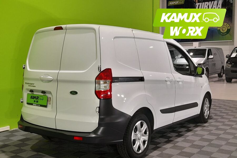 Ford Transit Courier vaihtoauto