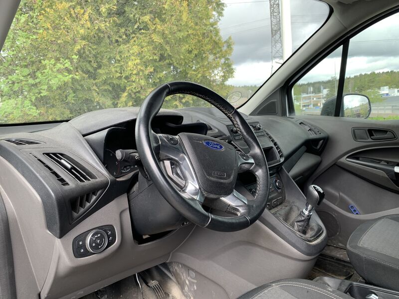 Ford Transit Connect vaihtoauto