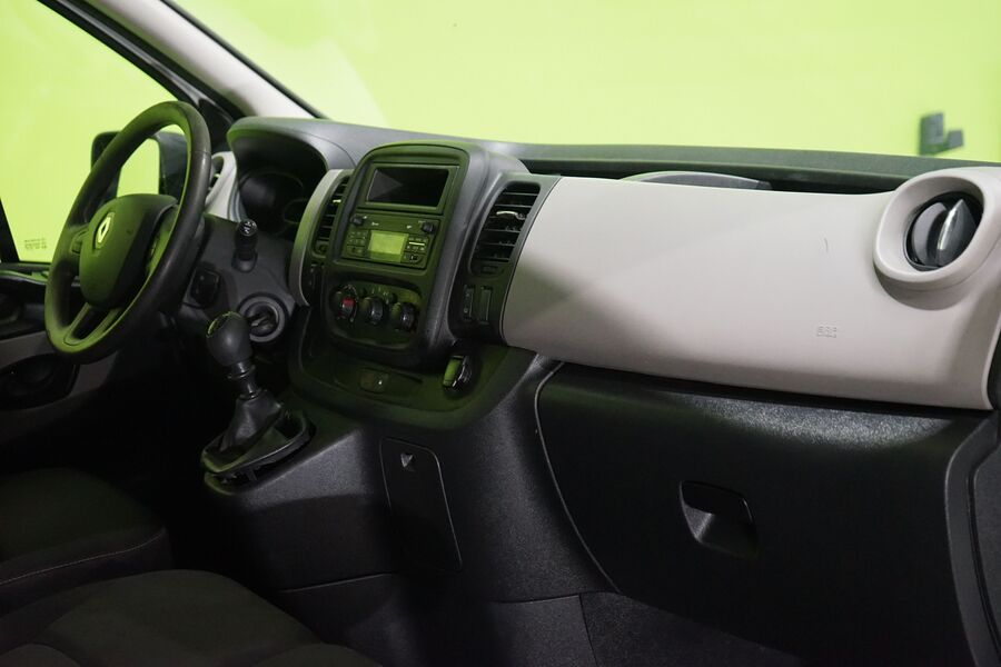 Renault Trafic vaihtoauto