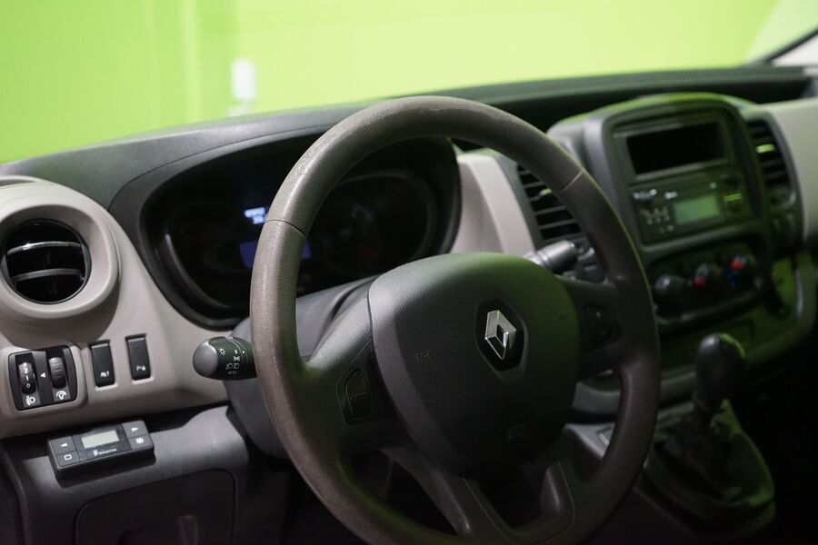 Renault Trafic vaihtoauto