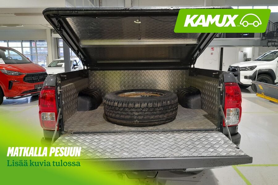 Toyota Hilux vaihtoauto