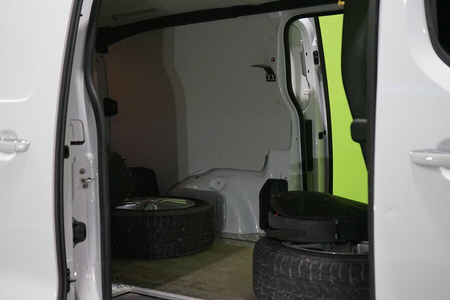 Toyota Proace EV vaihtoauto