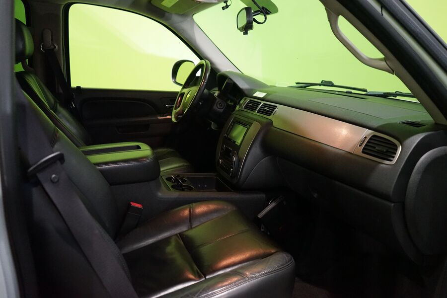 Chevrolet Suburban vaihtoauto
