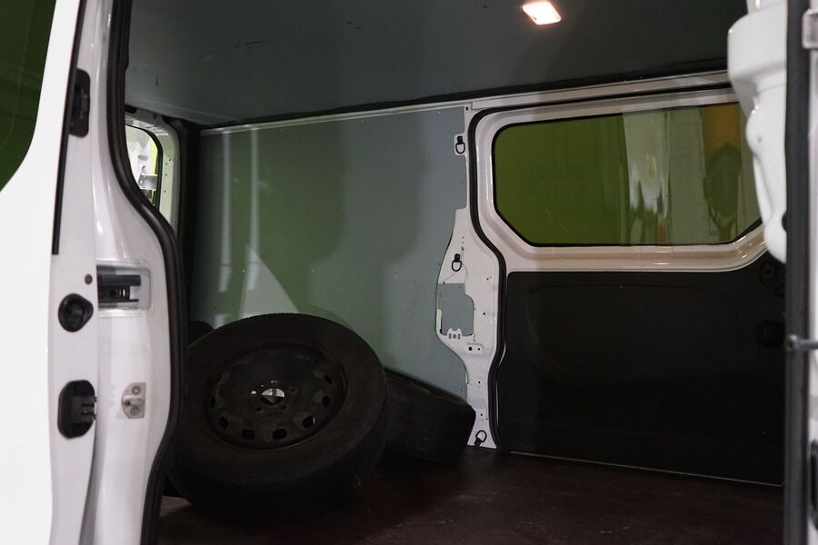 Opel Vivaro vaihtoauto