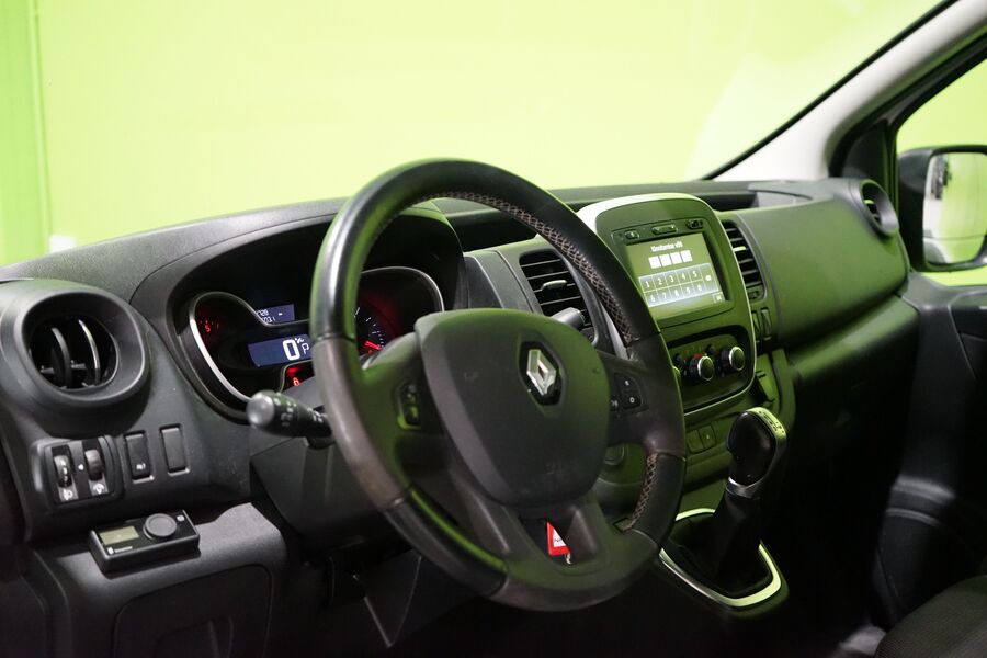 Renault Trafic vaihtoauto