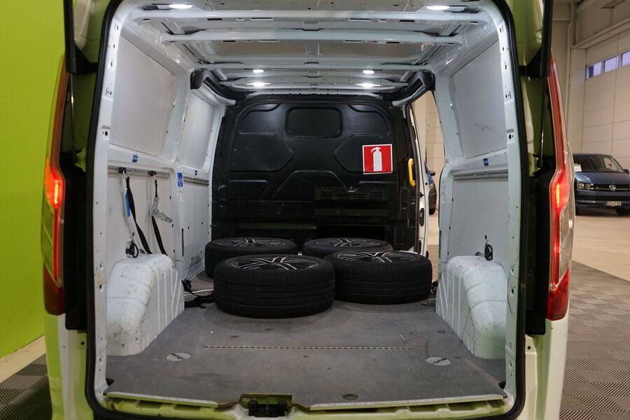 Ford Transit Custom vaihtoauto