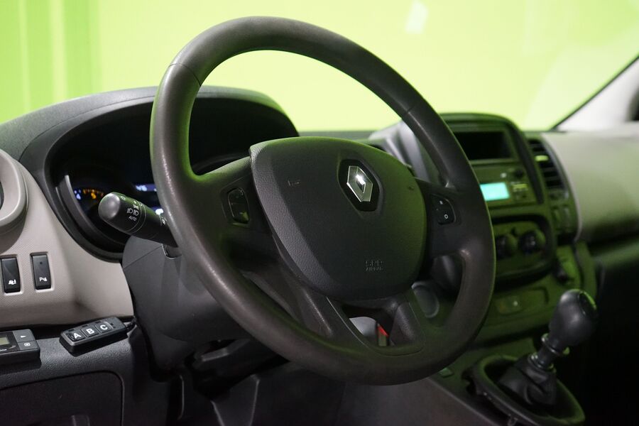 Renault Trafic vaihtoauto