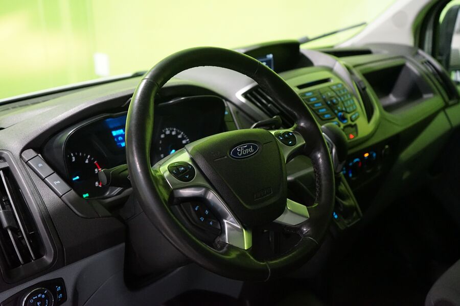 Ford Transit vaihtoauto