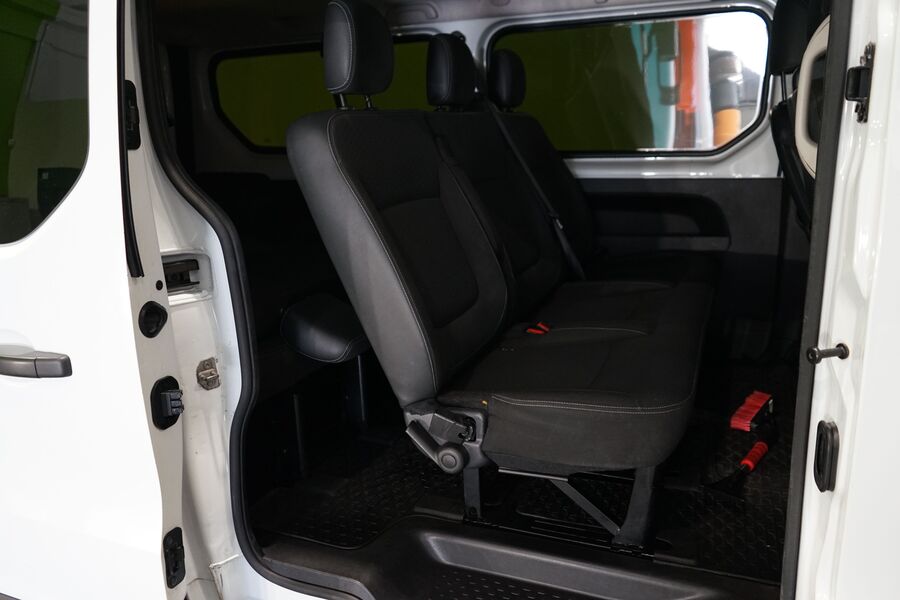 Opel Vivaro vaihtoauto
