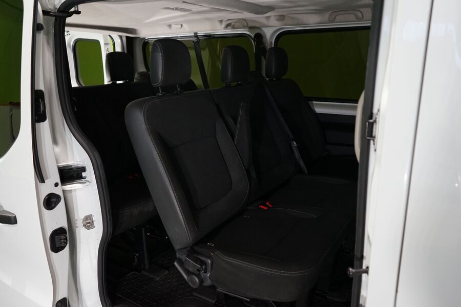 Opel Vivaro vaihtoauto