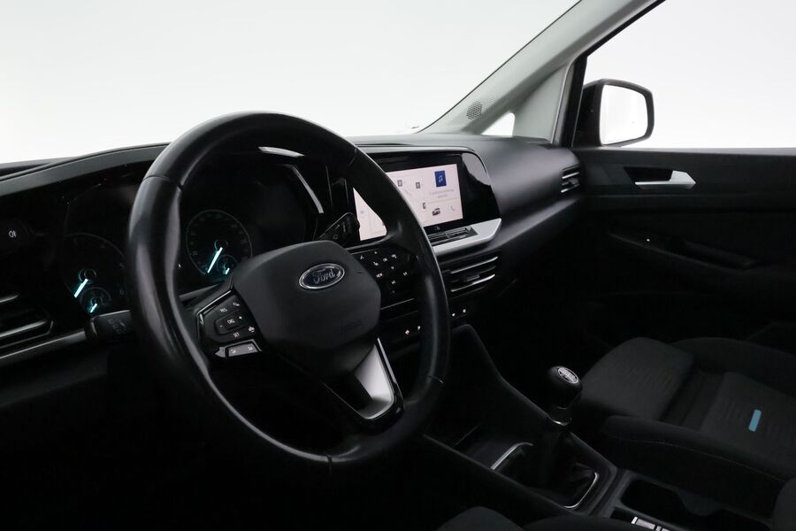 Ford Grand Tourneo Connect vaihtoauto