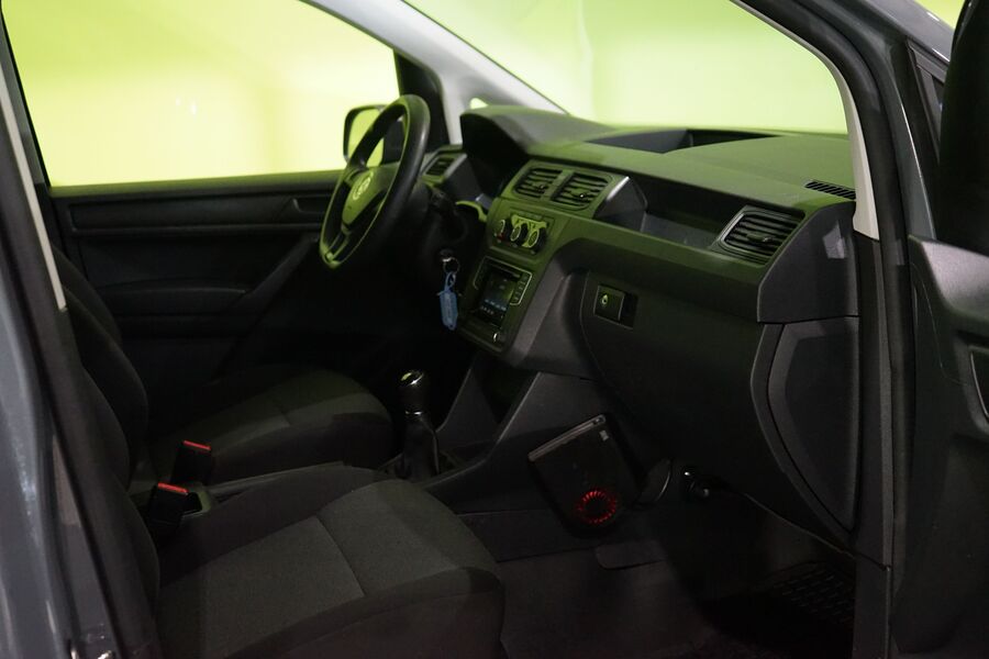 Volkswagen Caddy Maxi vaihtoauto