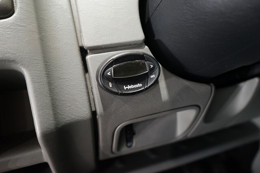 Opel Vivaro vaihtoauto