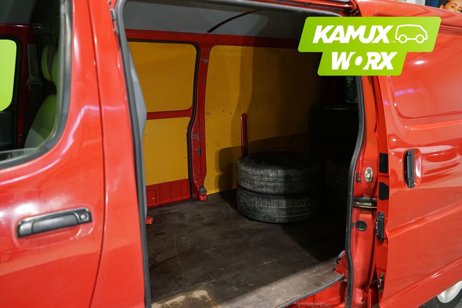 Toyota Hiace vaihtoauto