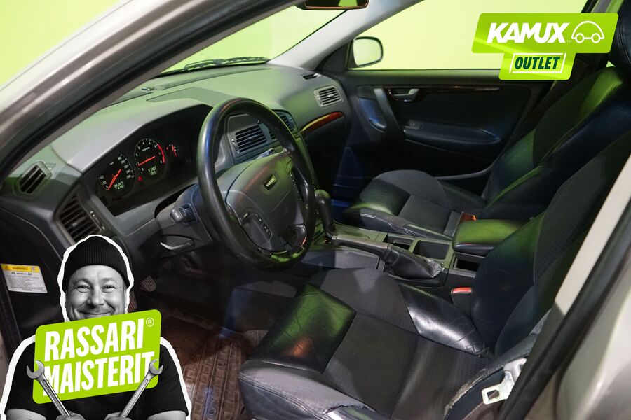 Volvo V70 vaihtoauto