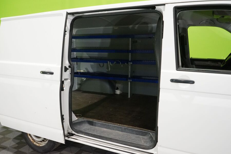 Volkswagen Transporter vaihtoauto