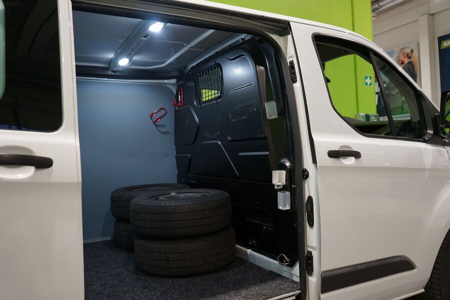 Ford Transit Custom vaihtoauto