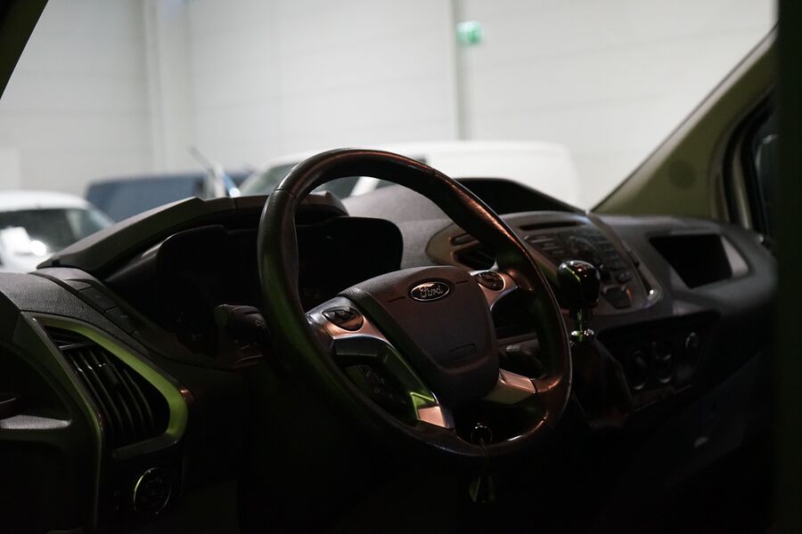 Ford Transit Custom vaihtoauto