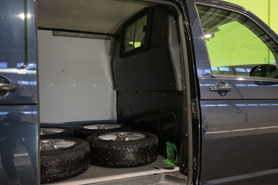 Volkswagen Transporter vaihtoauto