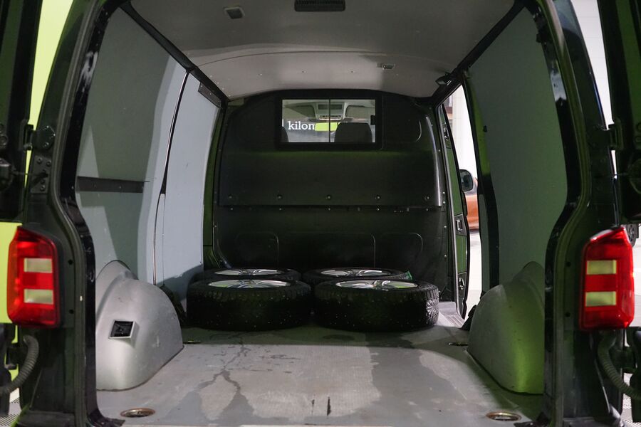 Volkswagen Transporter vaihtoauto