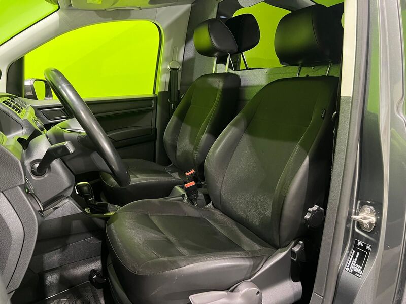 Volkswagen Caddy Maxi vaihtoauto