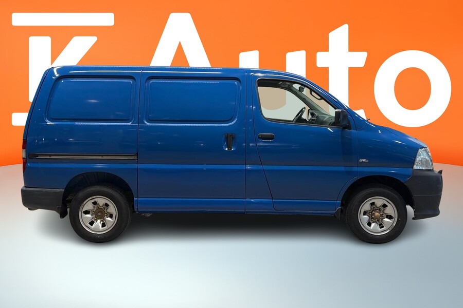 Toyota Hiace vaihtoauto