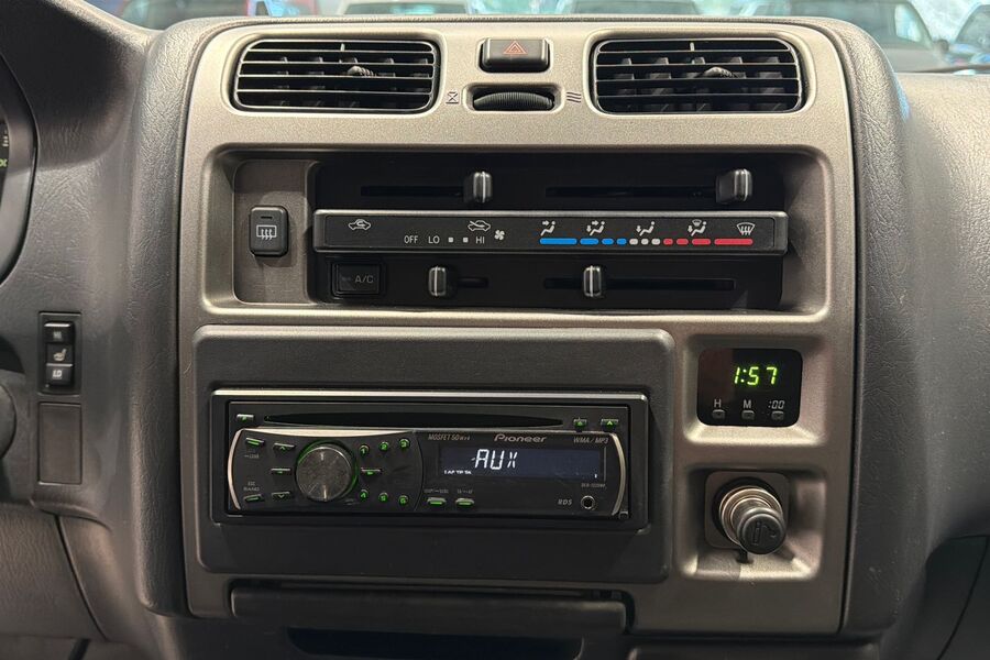 Toyota Hiace vaihtoauto