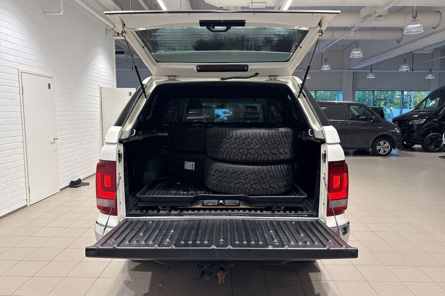 Volkswagen Amarok vaihtoauto