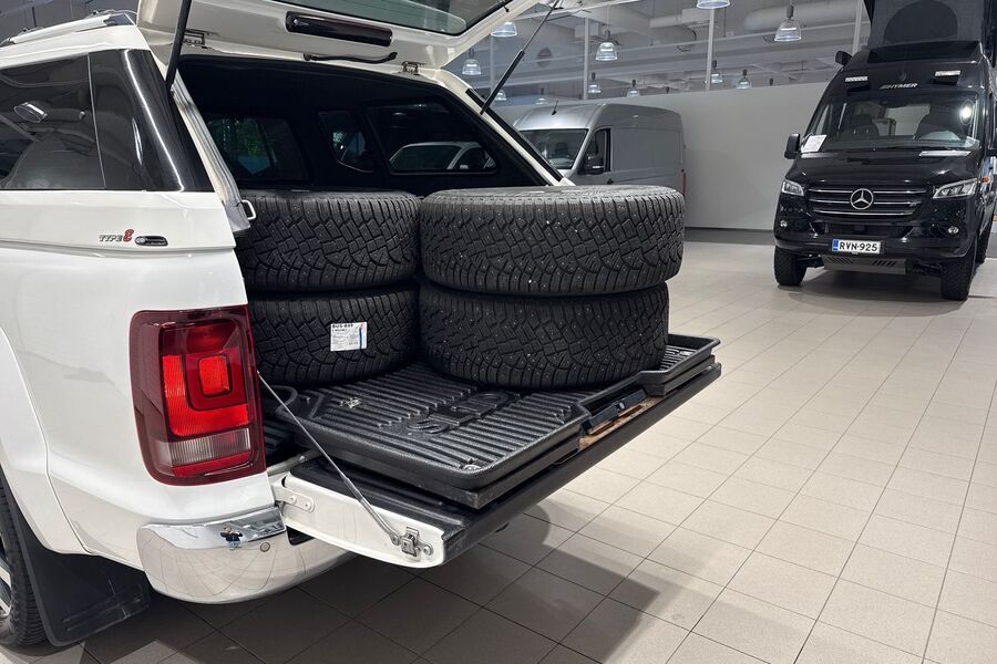 Volkswagen Amarok vaihtoauto
